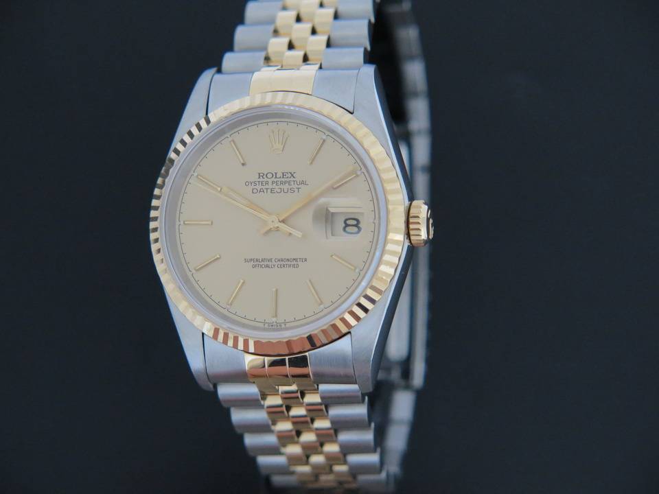 Rolex Oyster Perpetual Datejust (1)