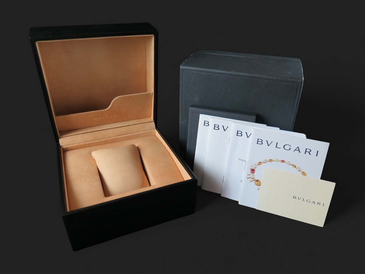 Bulgari Box Set with Booklets (1)