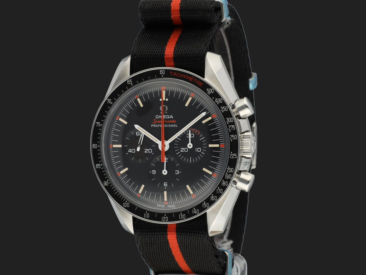 Omega Speedmaster Professional Speedy Tuesday Ultraman 311.12.42.30.01.001 NOS (1)