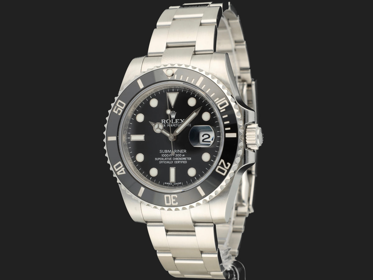 Rolex Submariner Date 116610LN   (1)