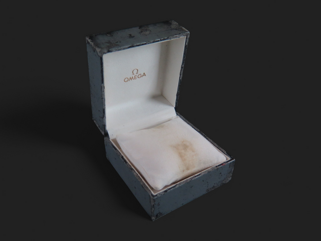 Omega Vintage Box