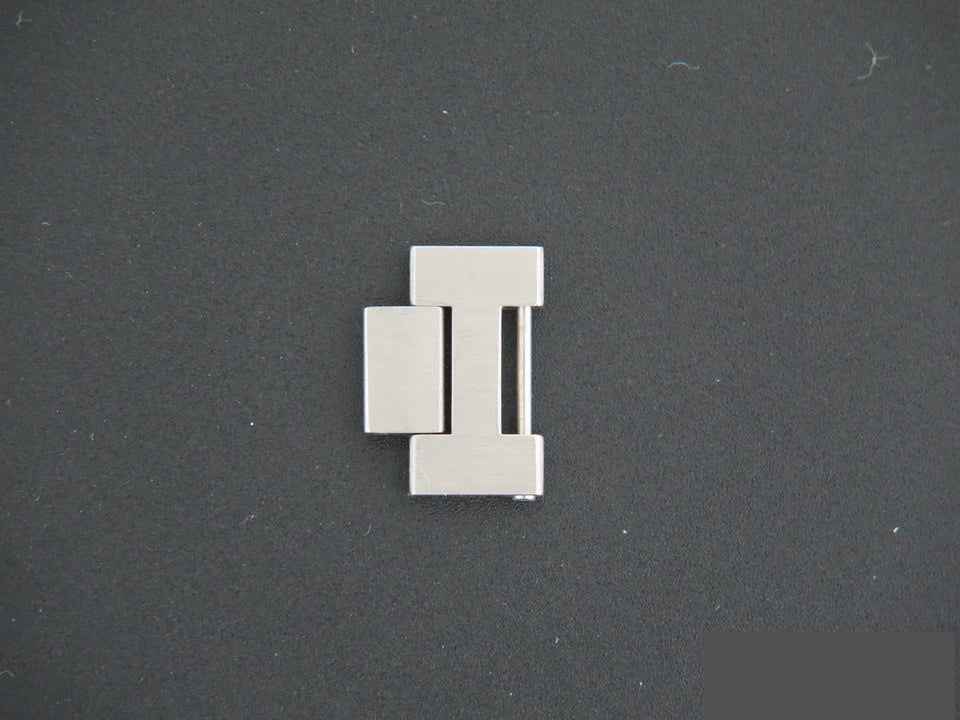 Cartier Pasha C Steel 18 MM Link (1)