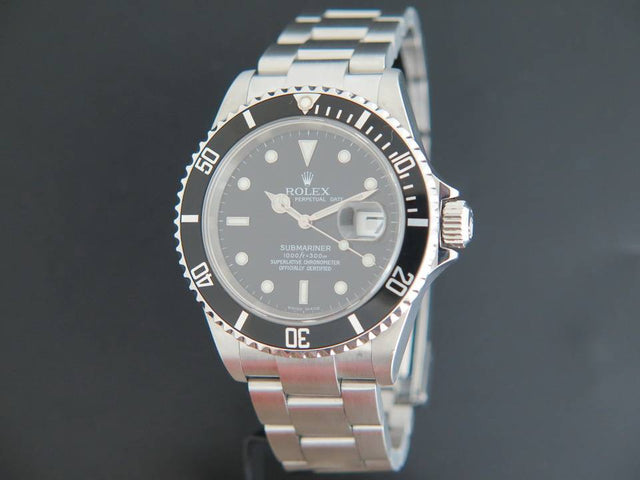 Rolex Submariner Date