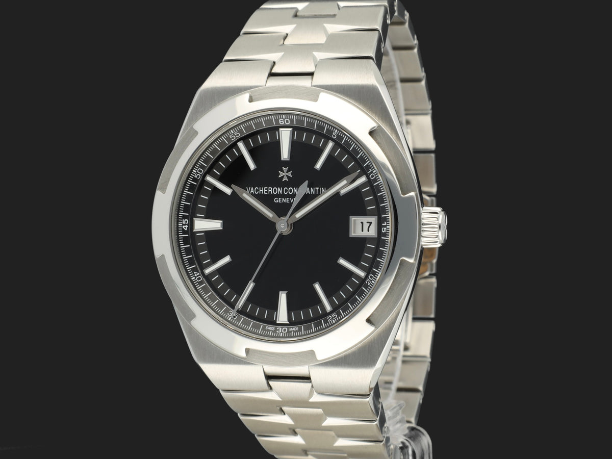 Vacheron Constantin Overseas Self-Winding Black Dial 4500V (1)