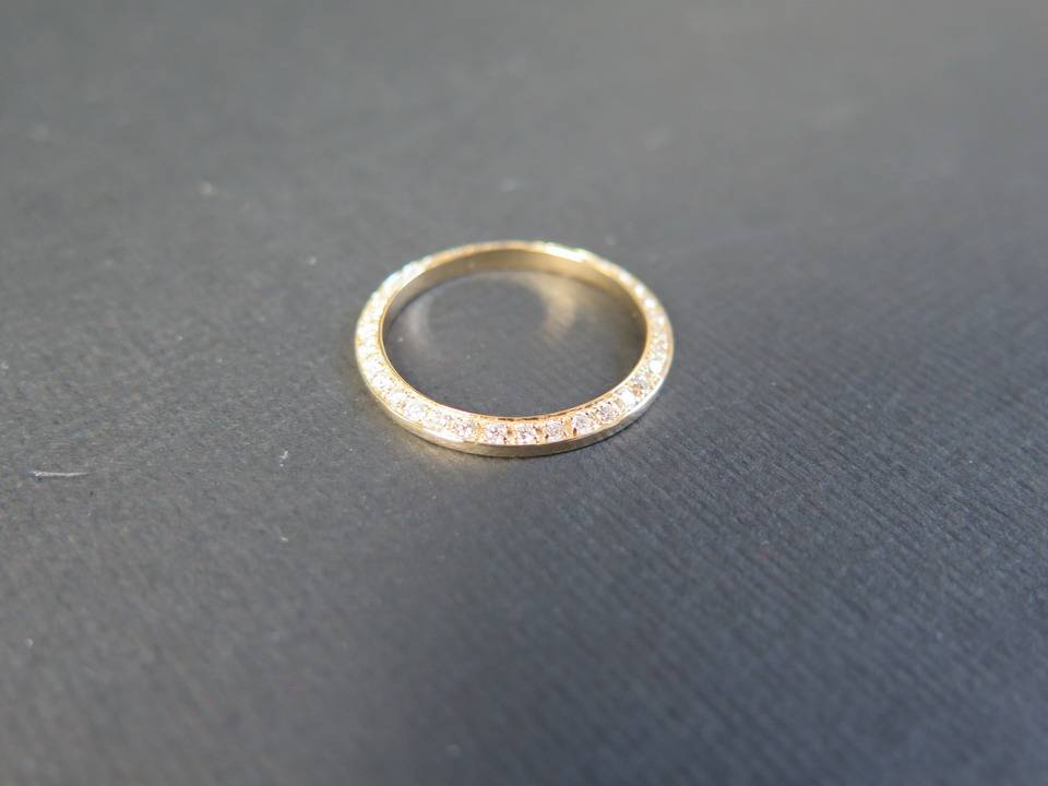 Rolex Diamond Bezel Datejust 26mm aftermarket (1)