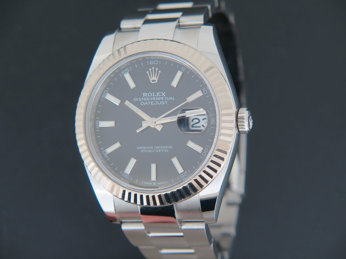 Rolex Datejust 41 Black Dial 126334 (1)