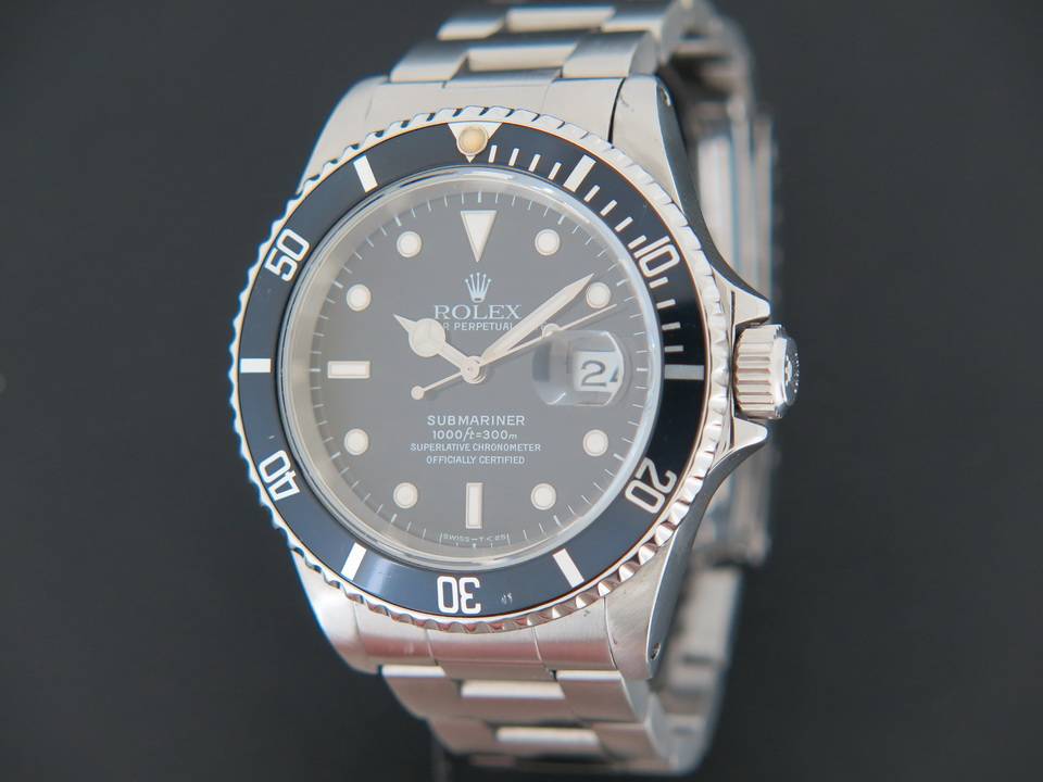 Rolex Submariner Date 16610  (1)