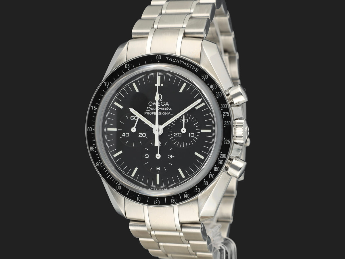 Omega Speedmaster Professional Moonwatch Sapphire 31130423001006  (1)