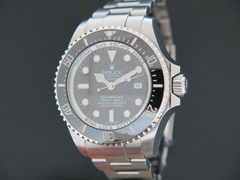 Rolex Sea-Dweller Deepsea Black Dial 116660  (1)