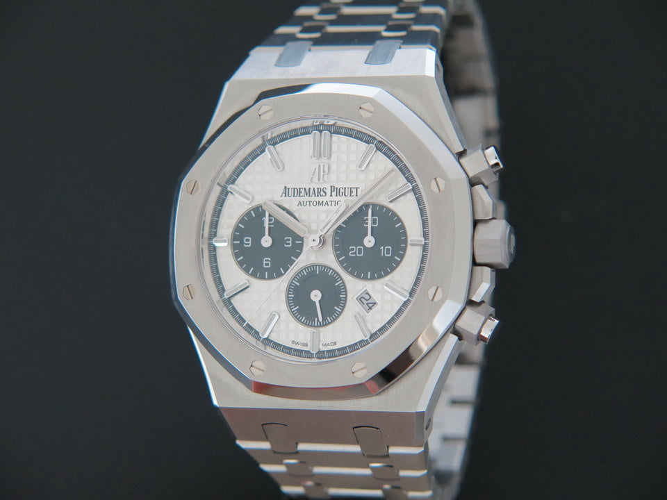 Audemars Piguet Royal Oak Chronograph 26331ST.OO.1220ST.03 Silver Dial (1)