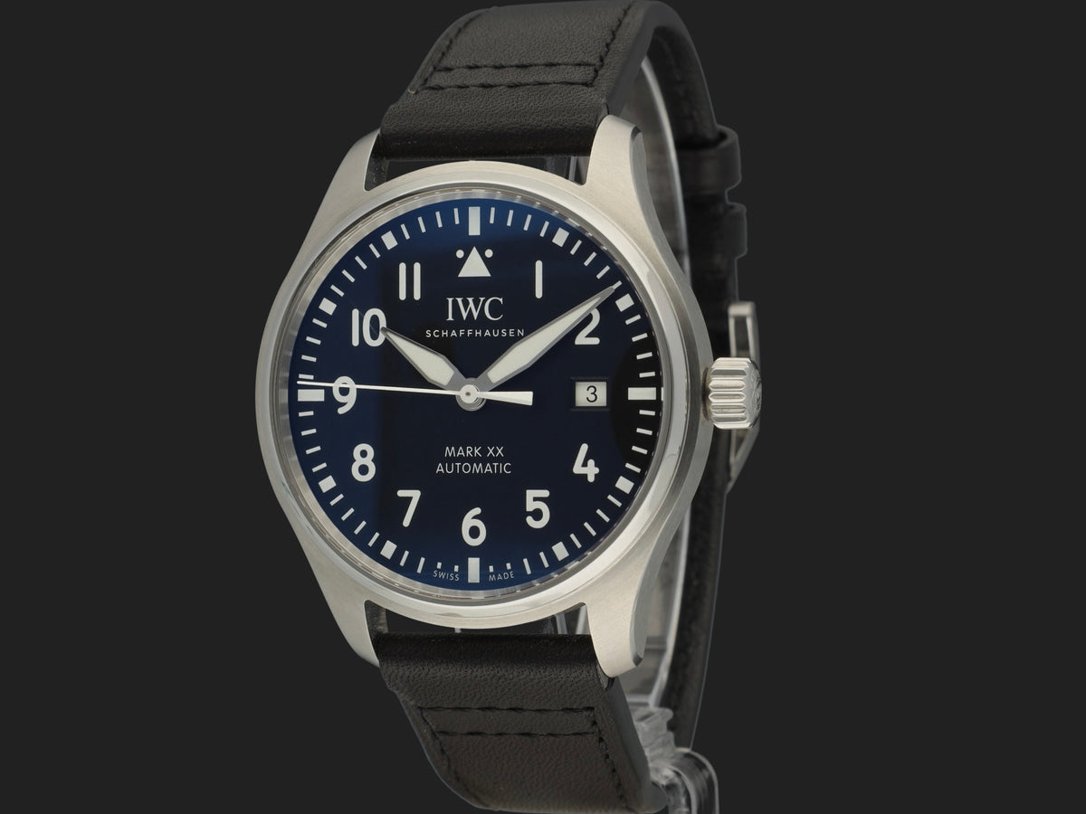 IWC Pilot Mark XX 40 mm IW328201 99% NEW (1)