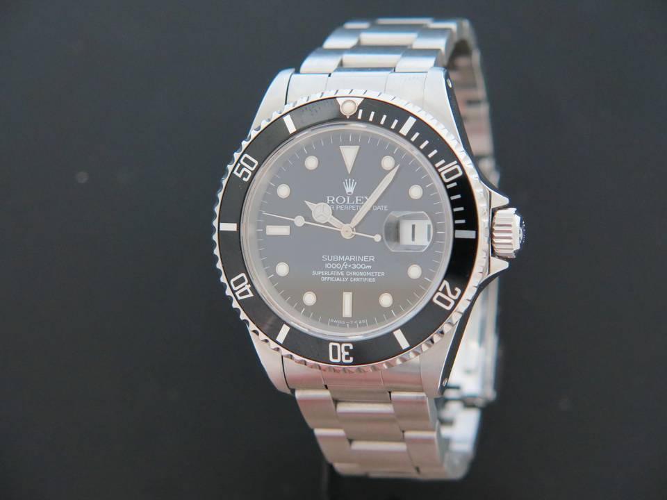 Rolex Oyster Perpetual Submariner Date (1)