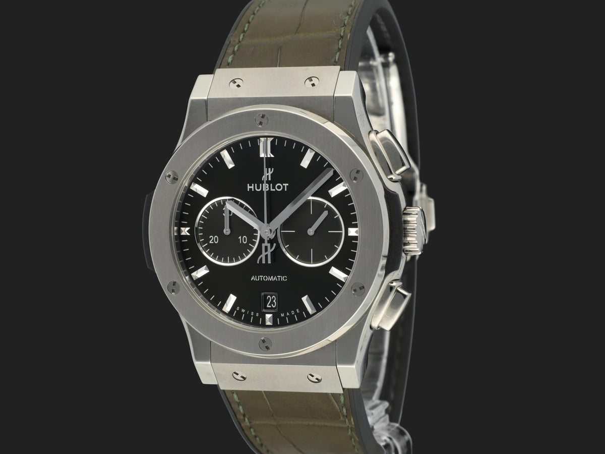 Hublot Classic Fusion Chronograph Titanium Green 541.NX.8970.LR (1)
