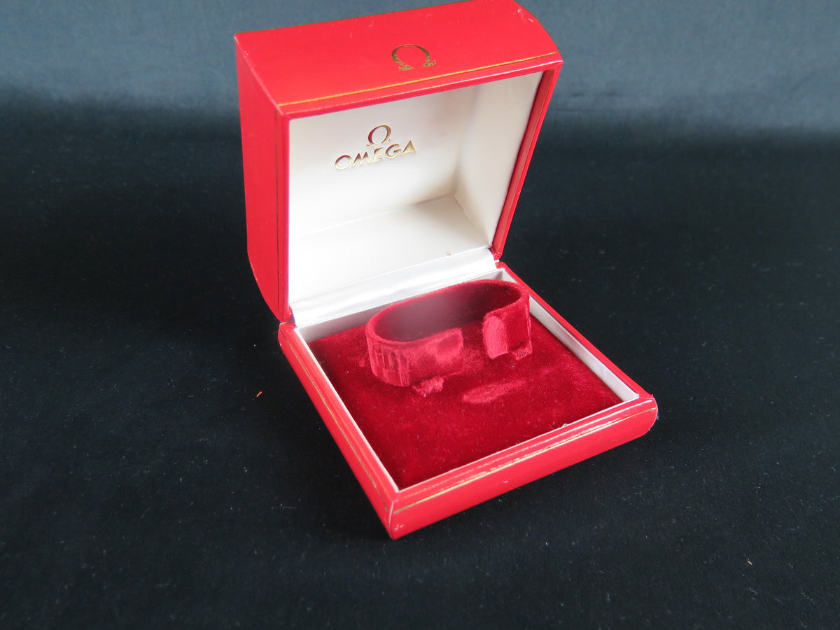 Omega Vintage Box       (1)