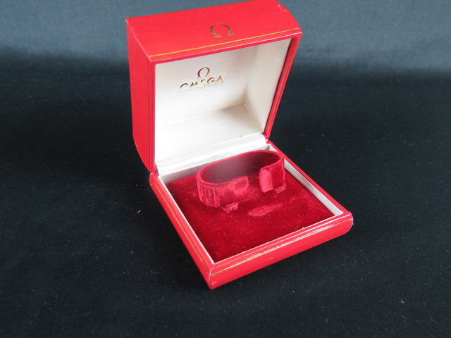 Omega Vintage Box