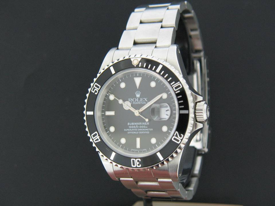 Rolex Oyster Perpetual Submariner Date (1)