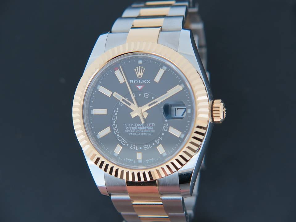 Rolex Sky-Dweller Gold/Steel Black NEW 326933      (1)