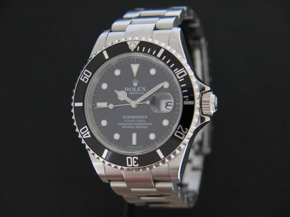Rolex Oyster Perpetual Submariner Date (1)