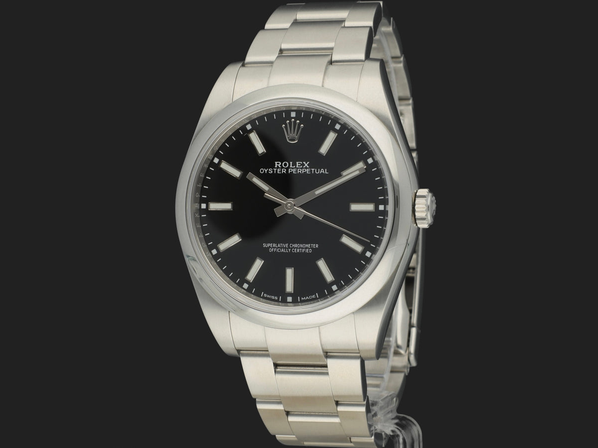 Rolex Oyster Perpetual 39 Black Dial 114300 (1)