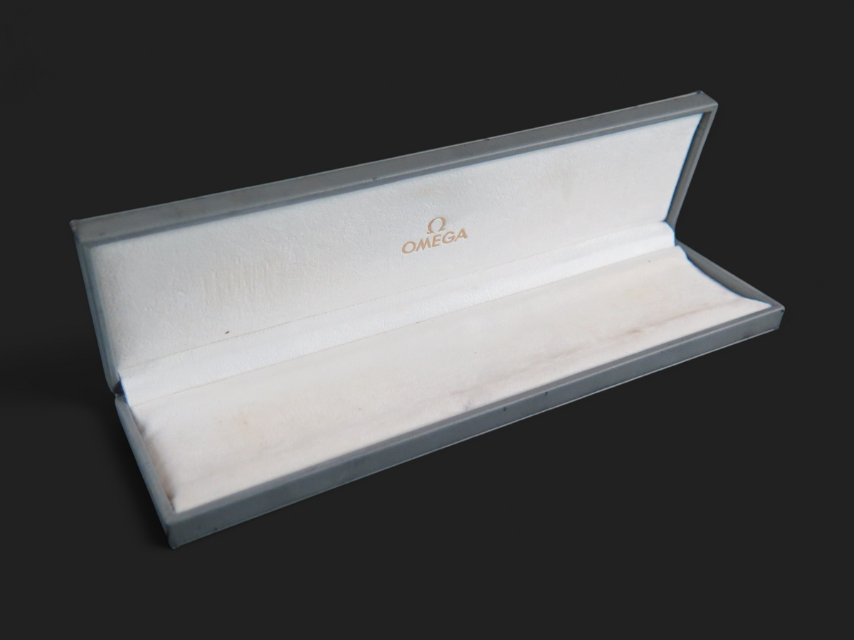 Omega Vintage Box     (1)
