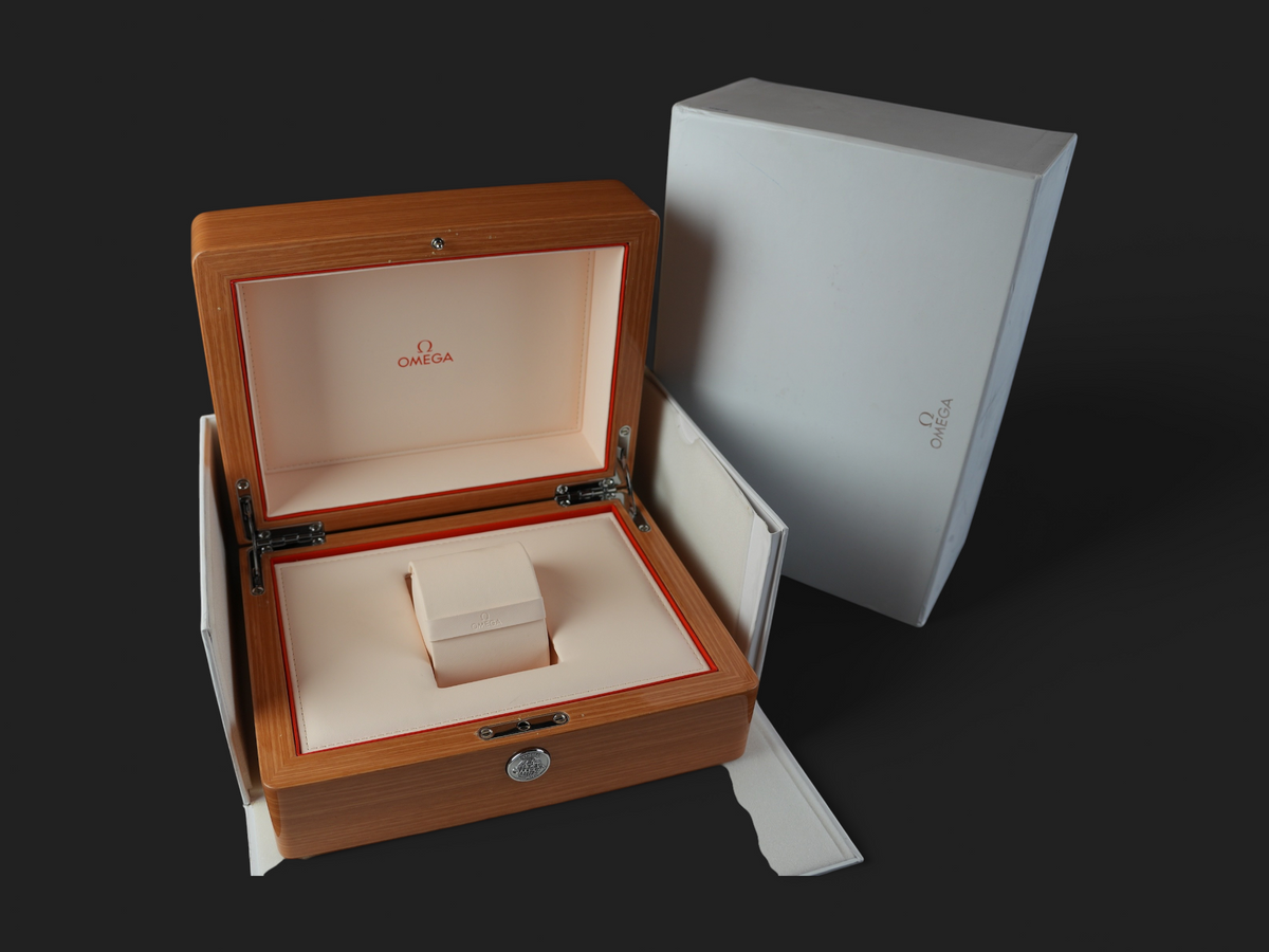 Omega Box Set    (1)