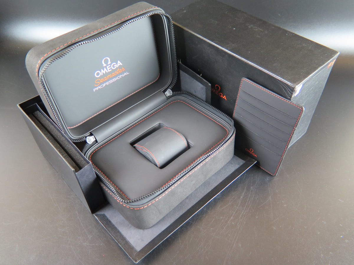 Omega Seamaster Box Set (1)