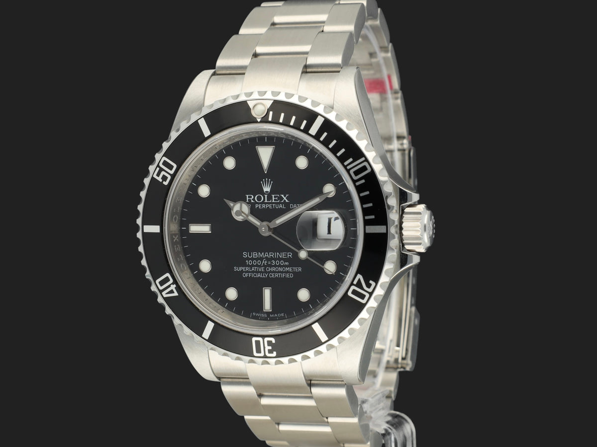 Rolex Submariner Date 16610 V-Serial NOS FULL STICKERS (1)