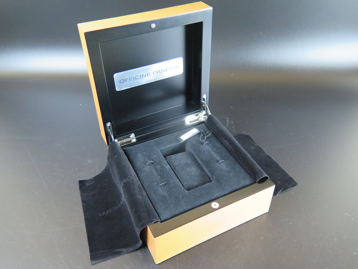 Panerai Box (1)
