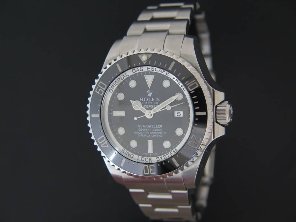 Rolex Oyster Perpetual Deepsea Sea-dweller (1)