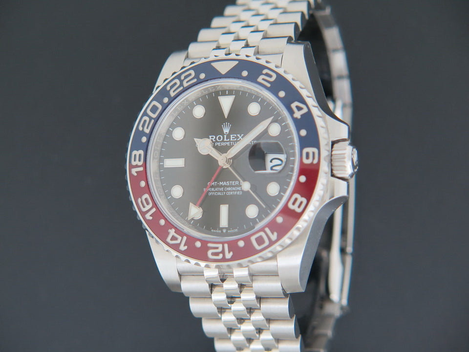 Rolex GMT-Master II BLRO 126710BLRO "Pepsi" NEW (1)