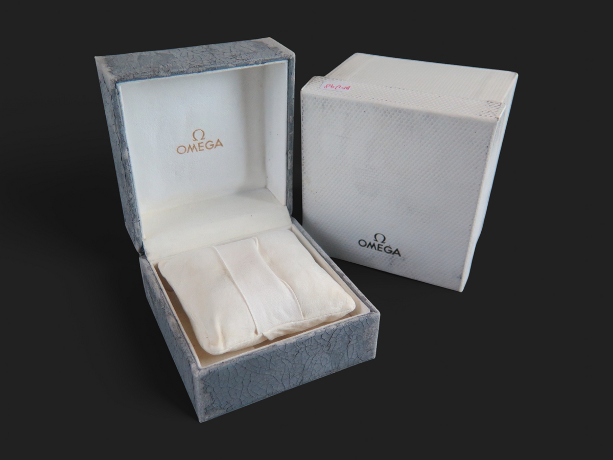 Omega Vintage Box Set   (1)