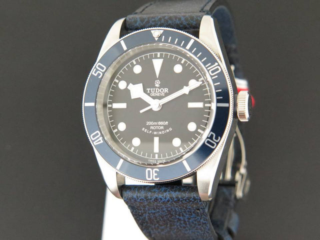Tudor Heritage Black Bay