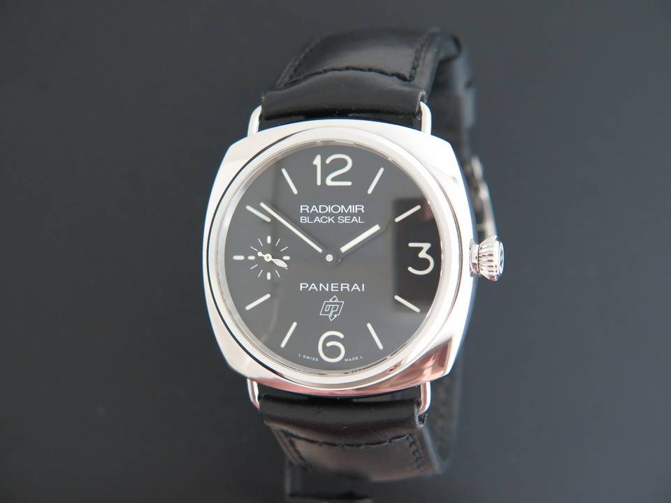 Panerai Radiomir Black Seal Logo (1)