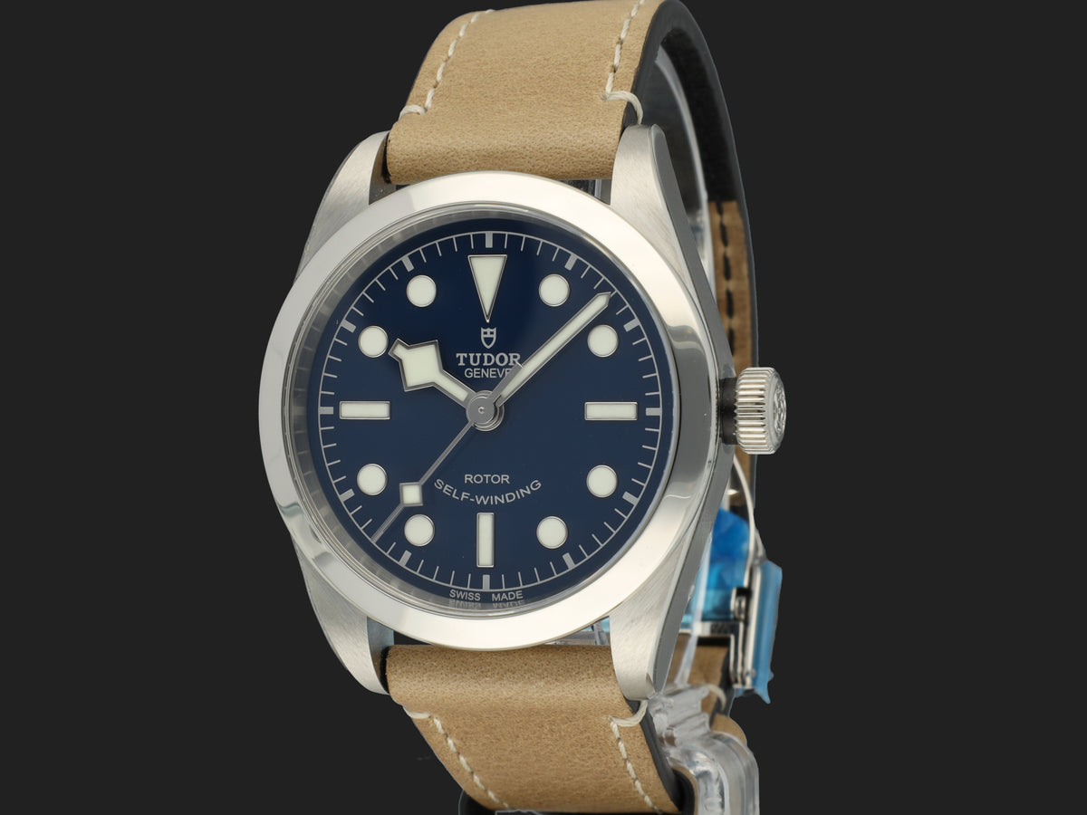 Tudor Heritage Black Bay 36 Blue Dial 79500 NEW  (1)