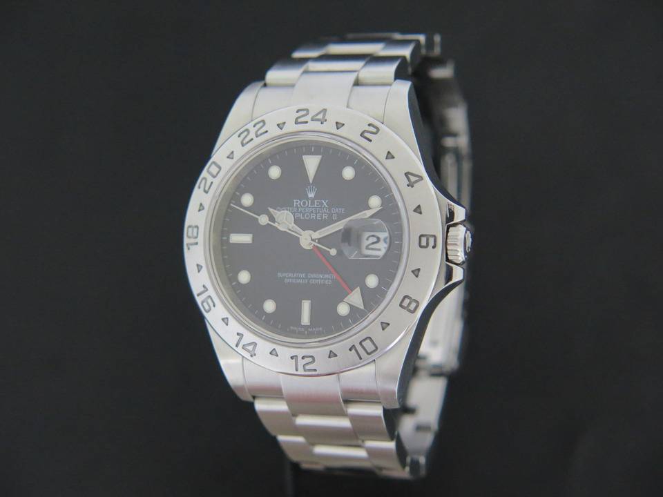 Rolex Explorer II Cal. 3186 16570 (1)