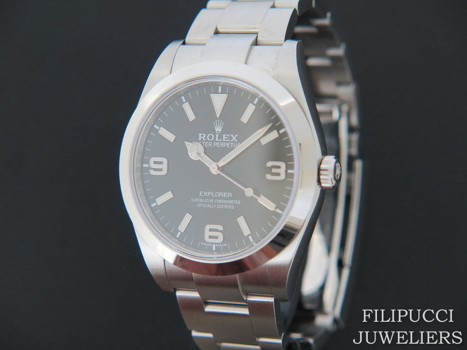 Rolex Explorer 214270 (1)