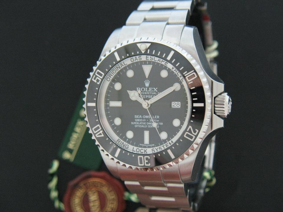 Rolex Oyster Perpetual Deepsea Sea-dweller (1)