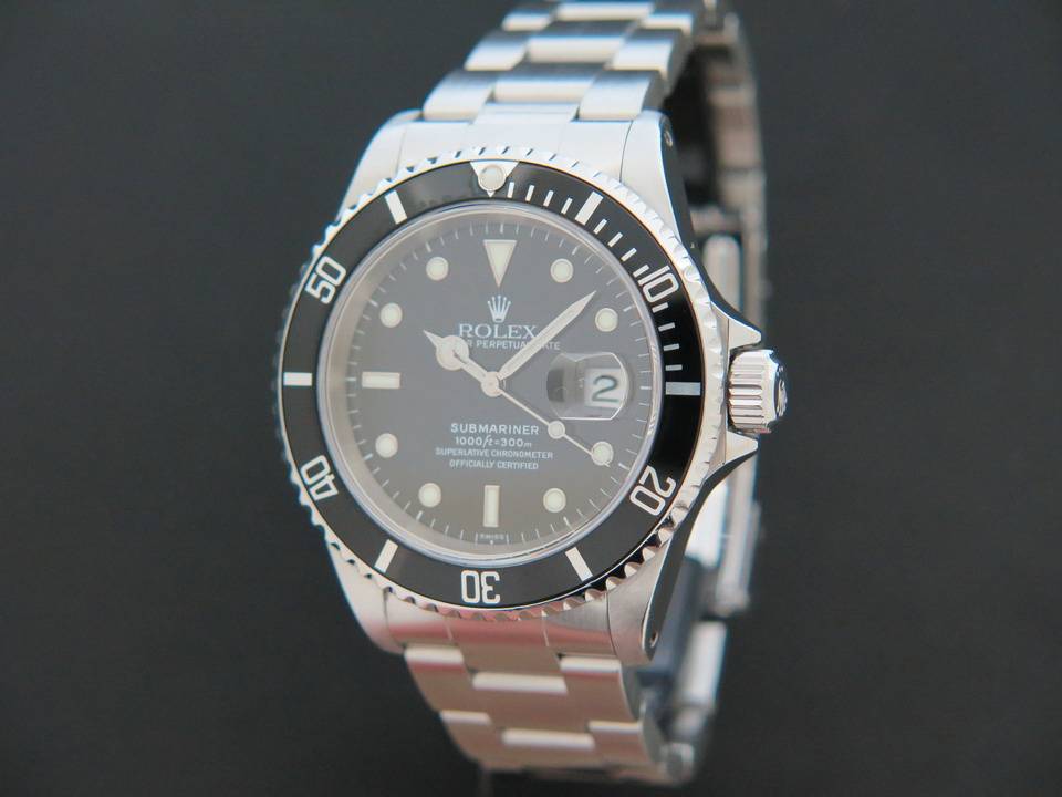 Rolex Oyster Perpetual Submariner Date (1)
