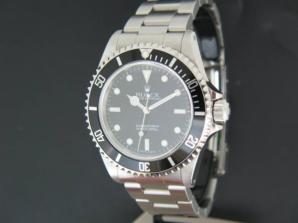 Rolex Oyster Perpetual Submariner No Date (1)