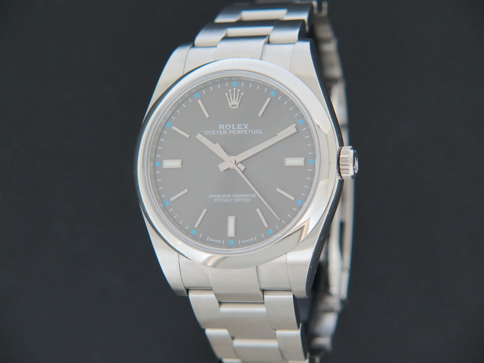 Rolex Oyster Perpetual 39 Dark Rhodium 114300 (1)