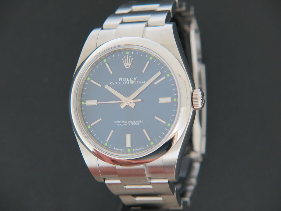 Rolex Oyster Perpetual 39 Blue Dial 114300 (1)