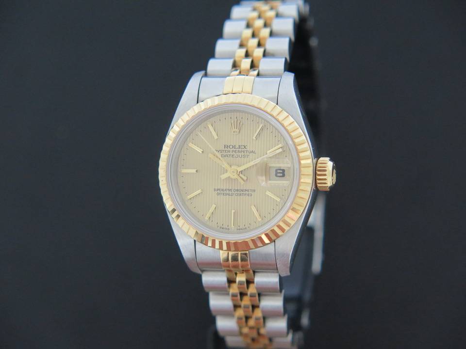 Rolex Oyster Perpetual Datejust Ladies (1)