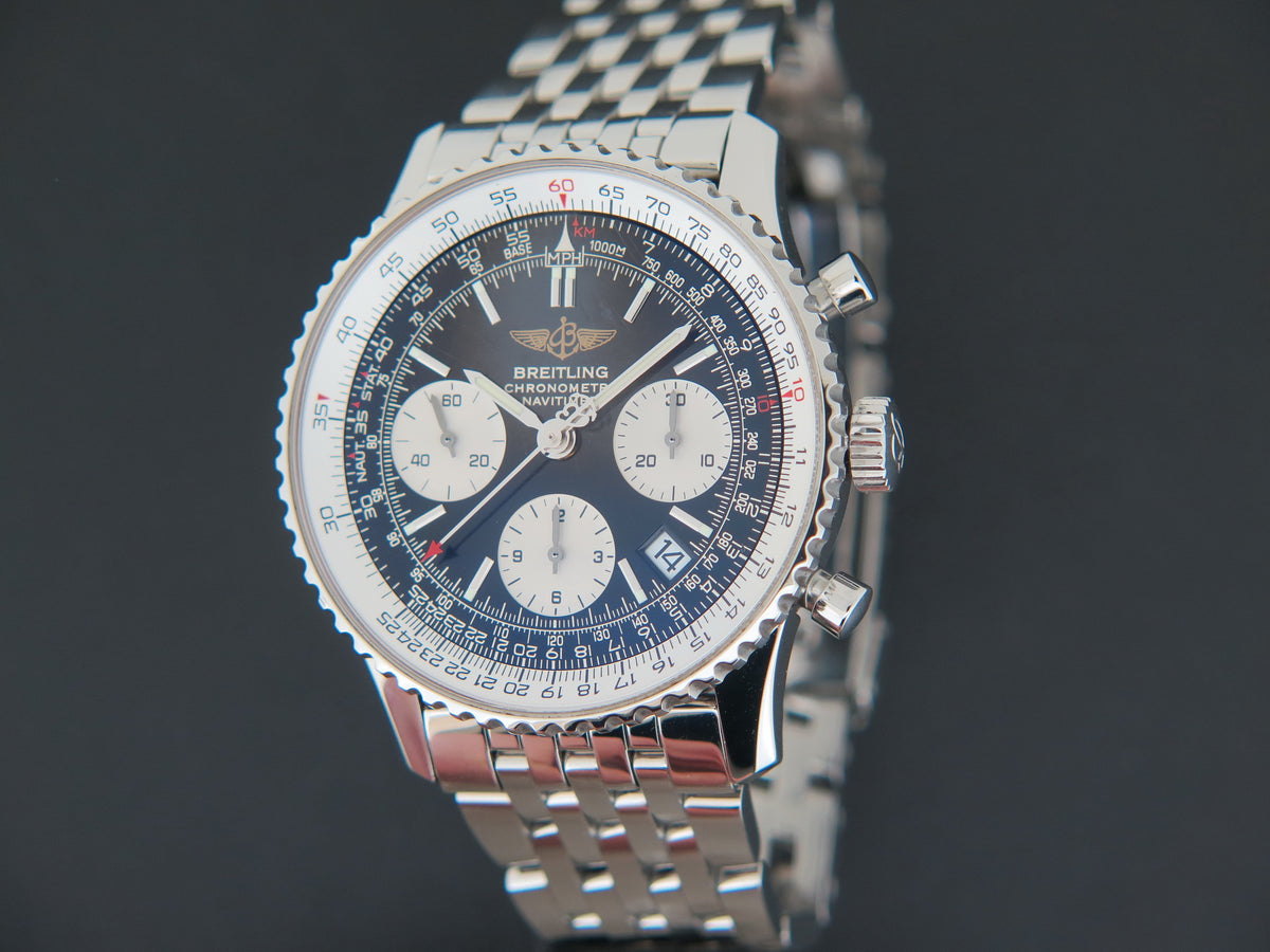 Breitling Navitimer Black Dial A23322 (1)