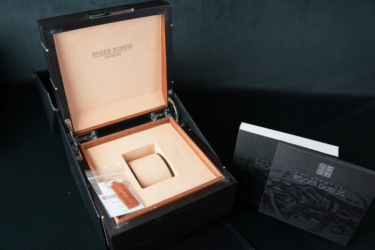 Roger Dubuis Box set   (1)