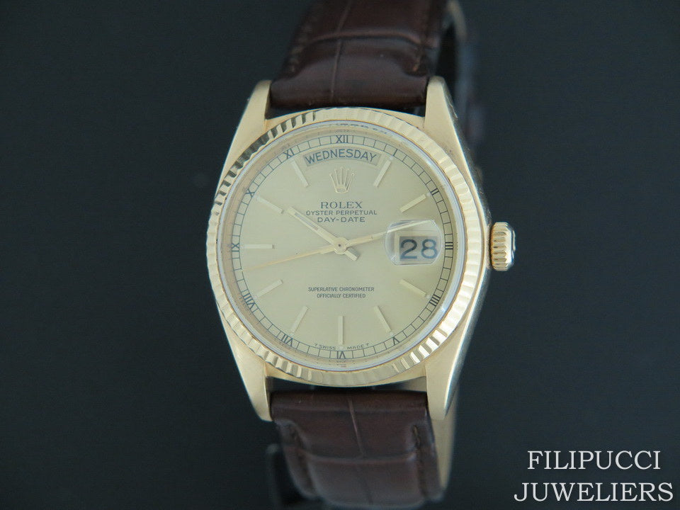Rolex Day-Date Yellow Gold 18038 (1)