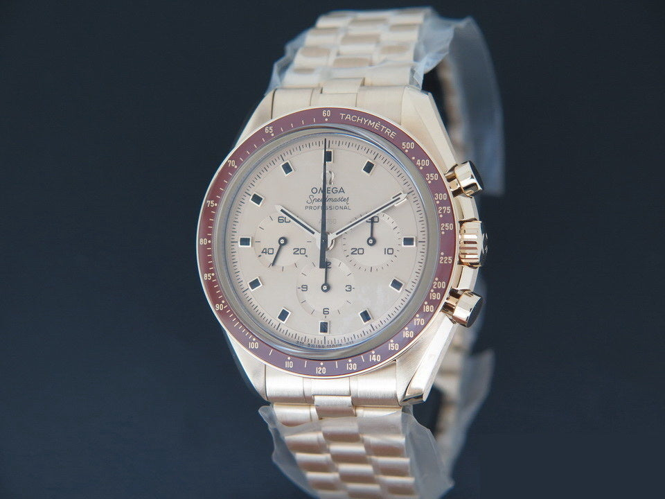 Omega Speedmaster Moonwatch Anniversary Limited Series 31060425099001 NEW (1)