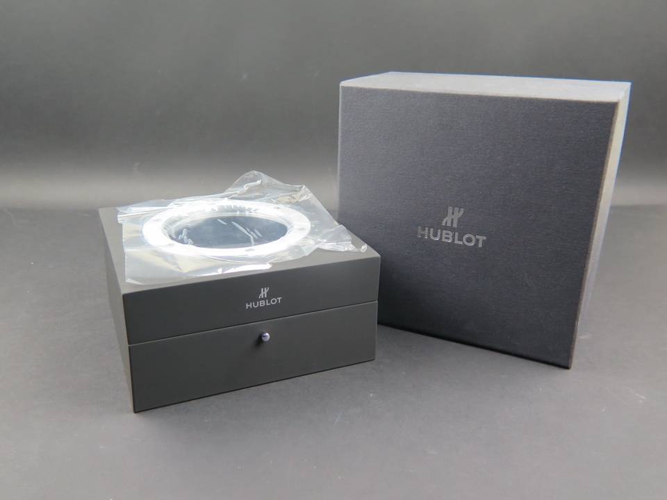 Hublot Box (1)