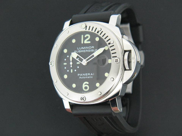 Panerai Luminor Submersible