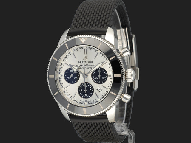 Breitling SuperOcean Heritage B01 44mm Chronograph 99%