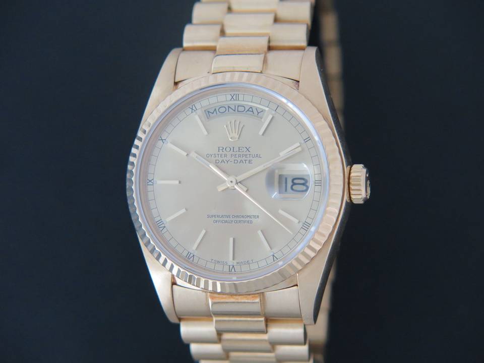 Rolex Datejust Day-Date 1803 (1)